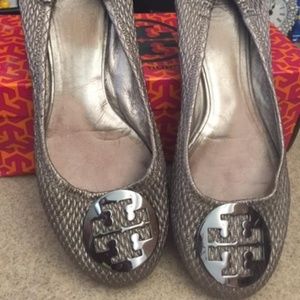 Tory Burch Metallic flats  Sz 9